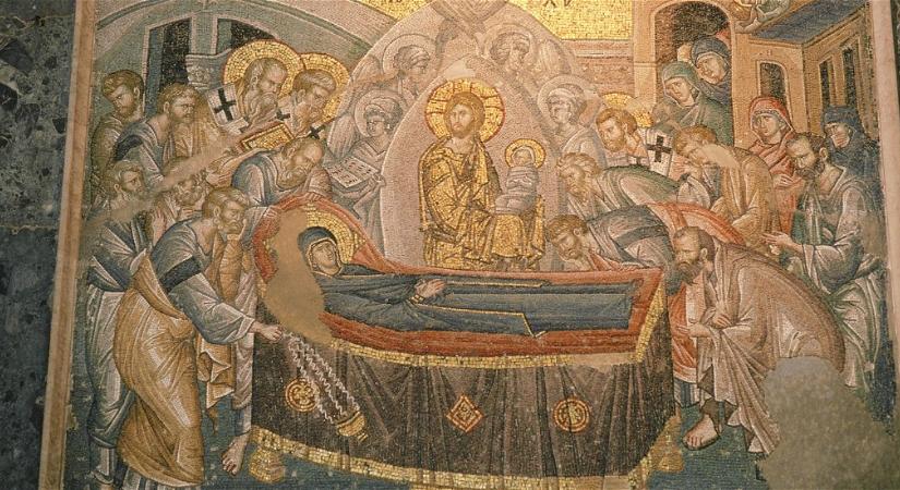 Jézus a saját gyermekét tartja a titokzatos isztambuli mozaikon? – Ez áll a döbbenetes jelenet hátterében