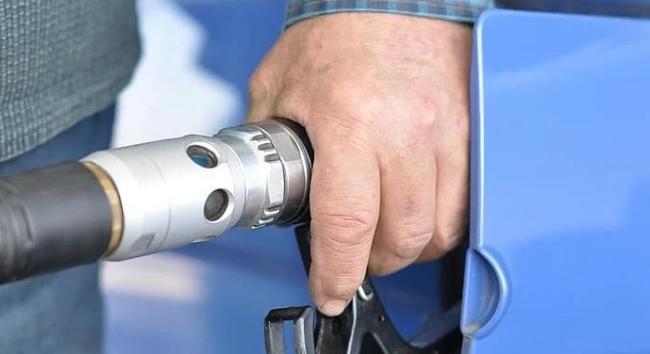 A horvátok tovább csökkentik az üzemanyag árát
