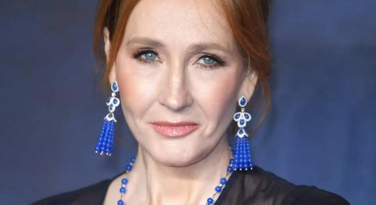 Halálosan megfenyegették J.K. Rowlingot, a Harry Potter-könyvek írónőjét