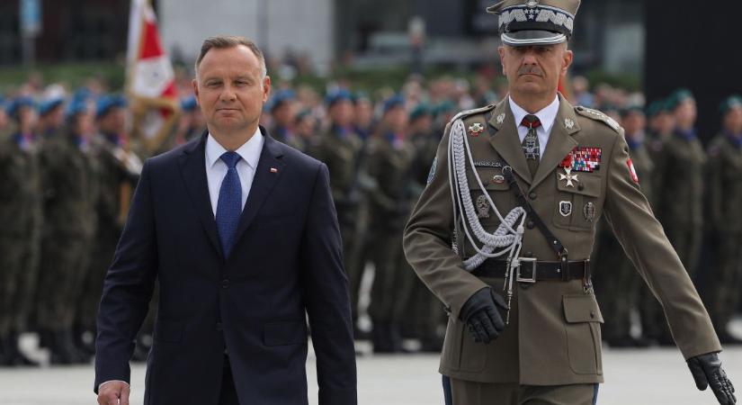 Lengyel elnök: Az ukrajnai háborúval Moszkva megtörte a második világháború óta érvényes tabut