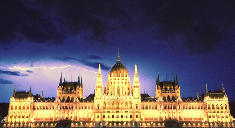 Meglegyinti a recesszió szele a magyar gazdaságot? A sötét felhők már gyülekeznek