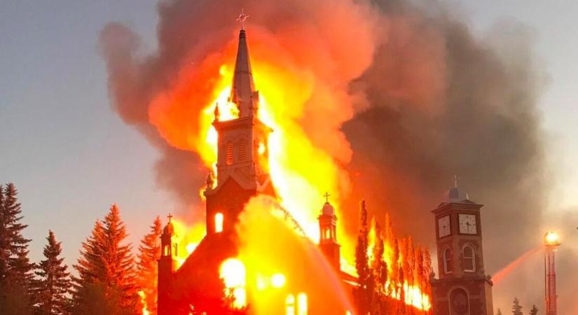 Egyre több támadás éri a katolikusokat Kanadában – A média hallgat minderről