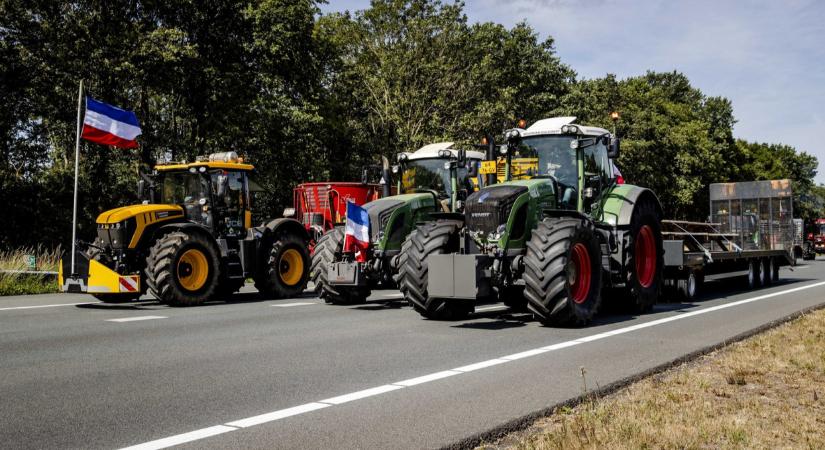 Kiakadtak a holland gazdák: tüntetéshullám söpör végig az országban