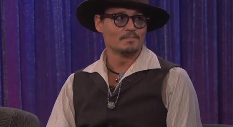 Hihetetlen, milyen állapotban van Johnny Depp lakása