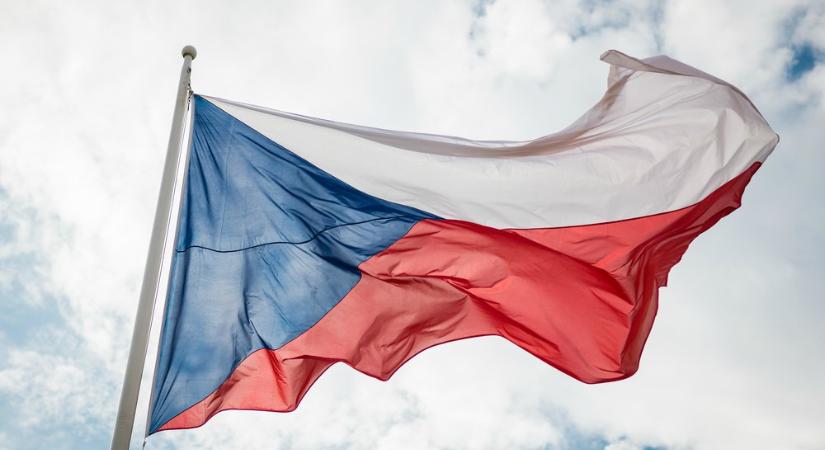 Elvette tizenhárom magáncég gáztároló kapacitásait a cseh állam