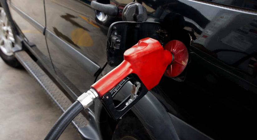 Óriási probléma a Mol-kutakon: így nem lehet kivédeni a benzinhiányt