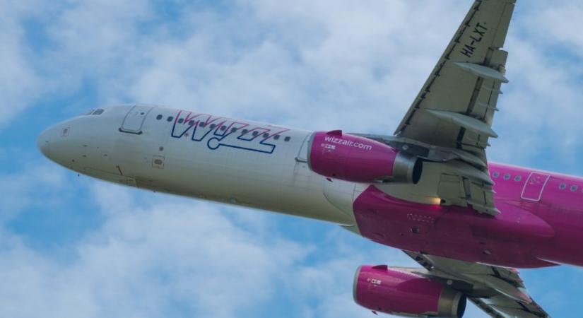 Megint Párizsban hagyott egy gépnyi utast a Wizz Air
