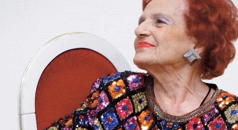 A divat örök nagyasszonya – Vámos Magda 90 éves