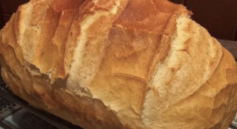 Közel 2 kilós kenyérke, aminek az összköltsége 400 forint sincs