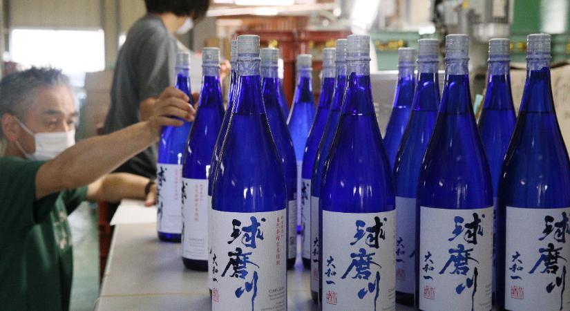Japán azt akarja, hogy több alkoholt igyanak a fiatalok
