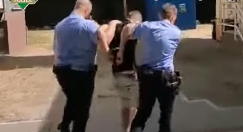 Videón az elfogott moldáv férfi, akit a lakástulajdonos megzavart betörés közben