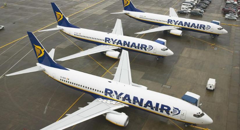 Ősztől nyolc budapesti útvonalát zárja be a Ryanair az extraprofitadó miatt