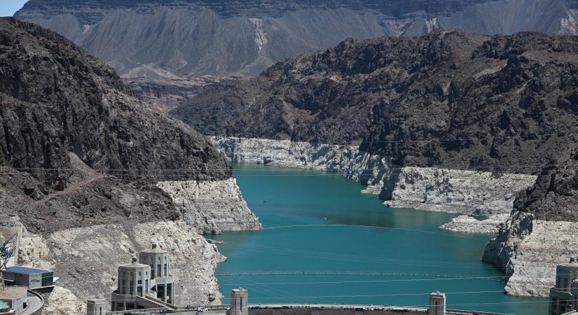 A súlyos szárazság miatt elfogyhat a víz Colorado folyó menti államokban, emiatt rövidesen egész Amerika bajba kerülhet