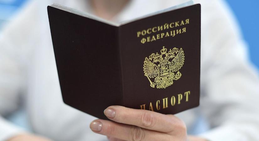 Ciprus és Görögország ellenzi az oroszokra vonatkozó vízumtilalmat