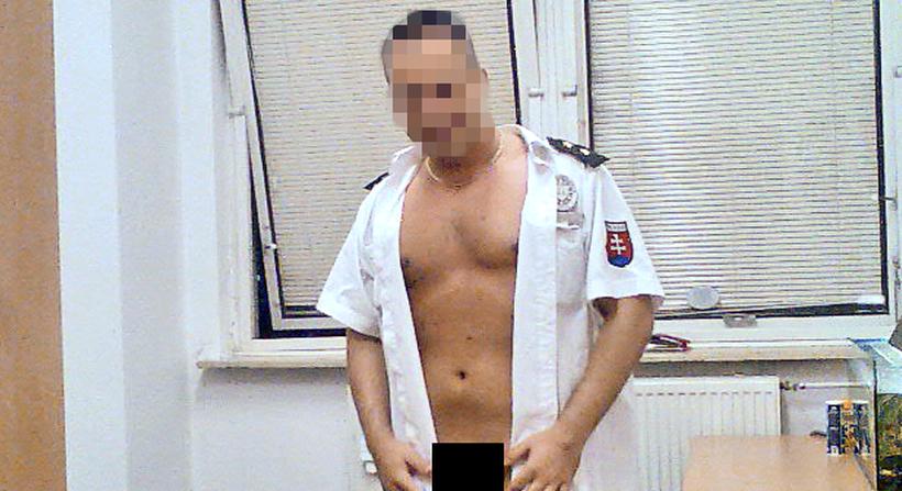SOKKOLÓ: Meztelen fotókat küldött magáról a rendőr egy 13 éves lánynak
