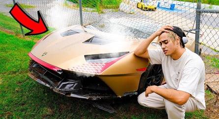 Összetörte egy youtuber Lamborghini Huracán STO-ját, de ez nem meglepő