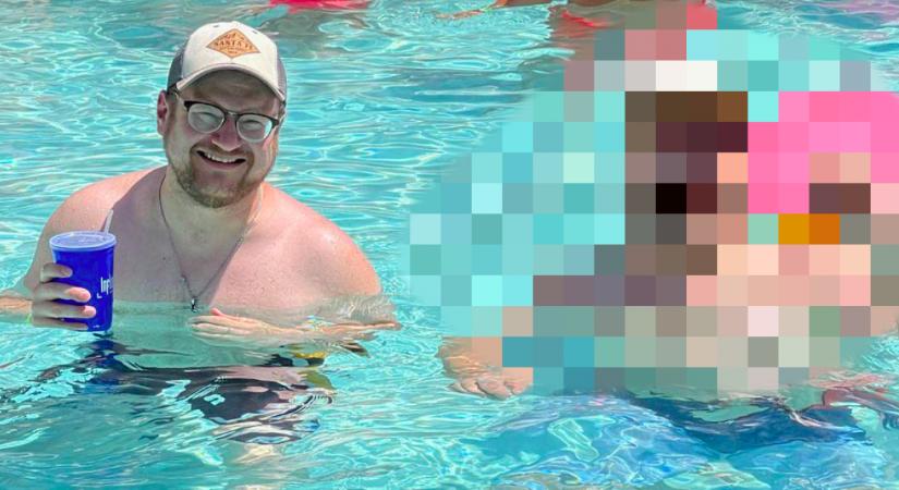 Bement a nyaralásán a medencébe ez a férfi, és nem hitte el, ki úszik mellette - Fotó