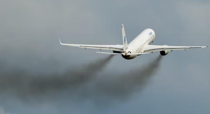 Kozmetikázza a Google a repülőgépek károsanyag-kibocsátását