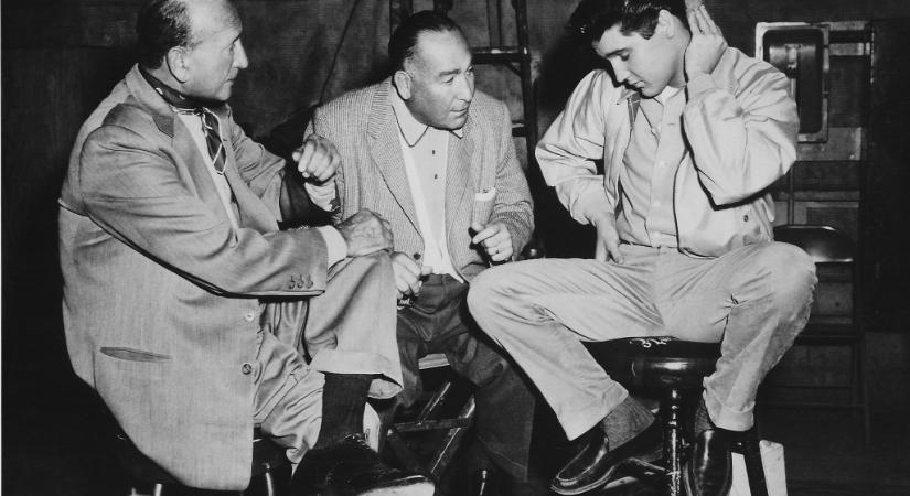 Közös fotón Elvis Presley és a Casablanca magyar rendezője, Kertész Mihály