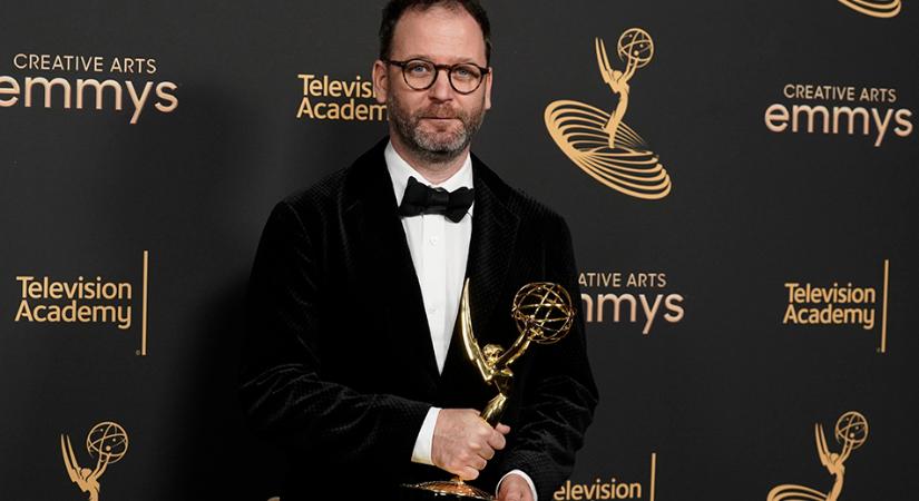 Emmy-díj – Rév Marcell operatőri díjat kapott az Eufória egyik epizódjáért