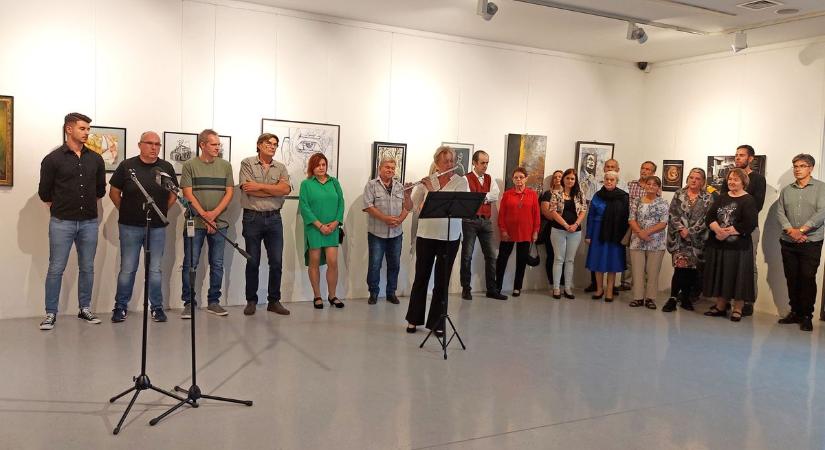 Amatőr és hivatásos művészek mutatkoztak be Kalocsán