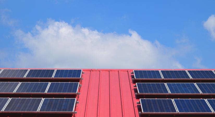 Minden új épületre kötelező lesz a napelem felszerelése a tokiói prefektúrában