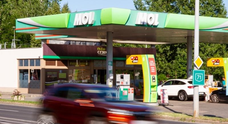Számlát küld a Mol, ha a benzinkutak a hatósági ár felett adtak el üzemanyagot