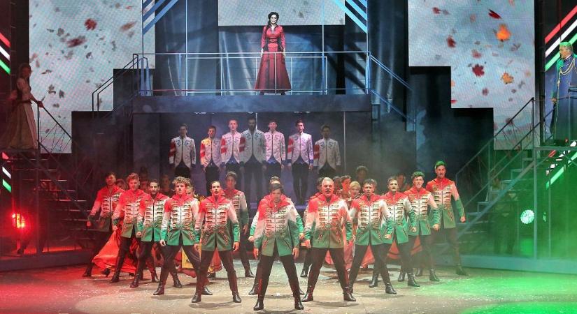 Jelnyelvi tolmácsolással kerül színpadra a Kőszívű – A Baradlay-legenda című musical