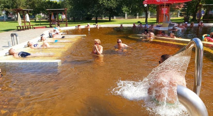 Jász-Nagykun-Szolnok legnépszerűbb termálfürdős üdülőhelye ősszel is jó választás