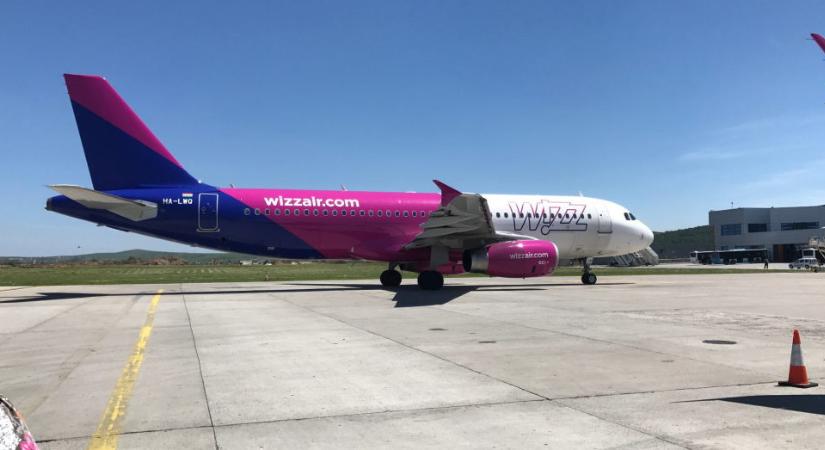 Négy ottragadt gépéből egyet kihozott Ukrajnából a Wizz Air
