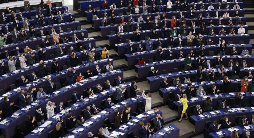 Az Európai Parlament megszavazta az európai minimálbér-szabályozást - itt vannak a mindenkit érintő részletek