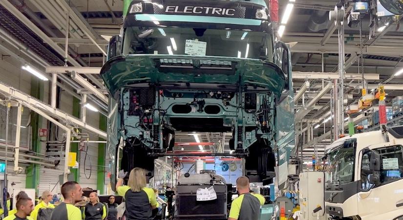 Elstartolt az elektromos Volvo nyergesek sorozatgyártása