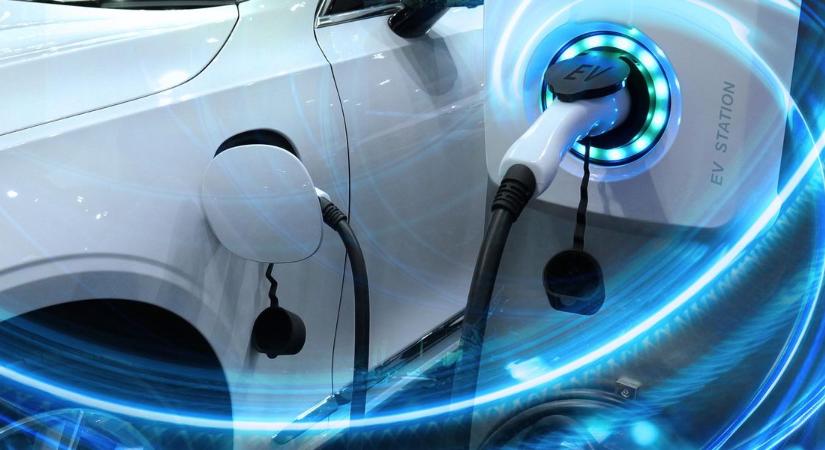 Most akkor lesznek benzines autók 2035 után?