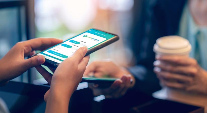 Tarol a “digitális kvartett” - kiugró forgalombővülés az okoseszközös fizetéseknél