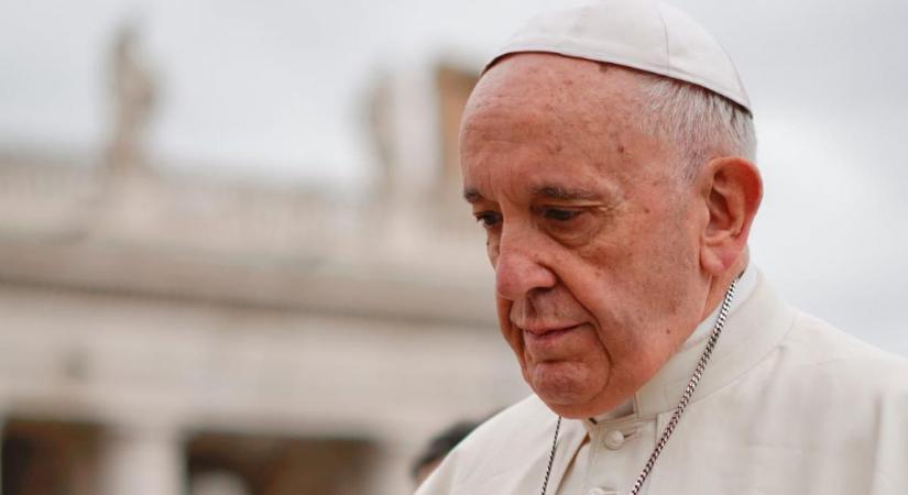 Ferenc pápa szerint erkölcsileg legitim fegyvereket szállítani Ukrajnának