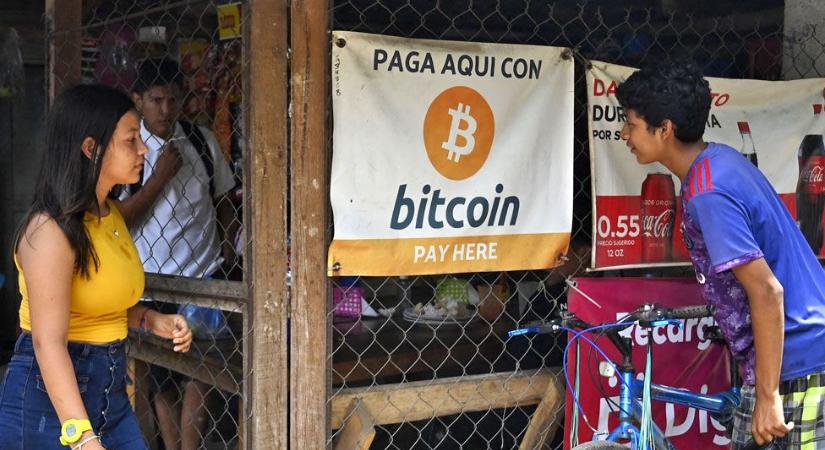 Óriási nyomor előtt az ország, ahol először lett hivatalos pénzt a Bitcoin