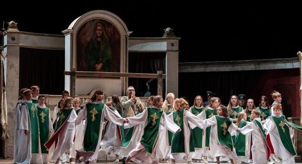 Fotókkal- Operaház: Giacomo Puccini – TOSCA