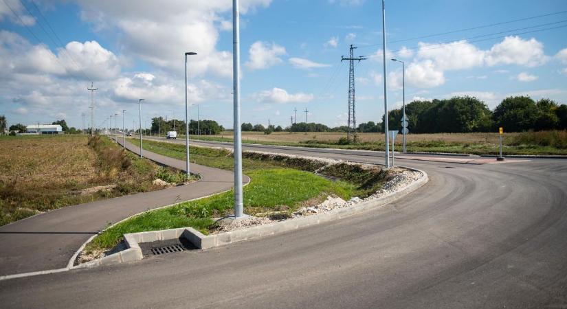 Kezdődik a multicsarnok úthálózatának építése: a déli összekötővel együtt tehermentesítheti a városmagot