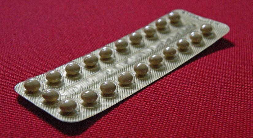 Franciaországban ingyenesek lesznek a sürgősségi fogamzásgátló tabletták