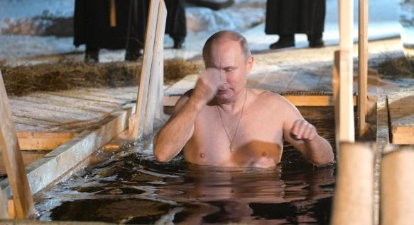 „Vége van, Putyin. Hamarosan holtan találnak a fürdőben egy rejtélyes betegség miatt” – üzente a konzervatív brit lap szerkesztője