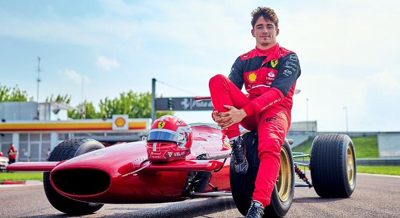 55 éves, ikonikus F1-es Ferrarit tesztelhetett Charles Leclerc