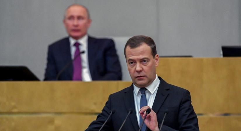 „Az új orosz területek védelmére bármilyen fegyver bevethető” – jelentette ki Dmitrij Medvegyev