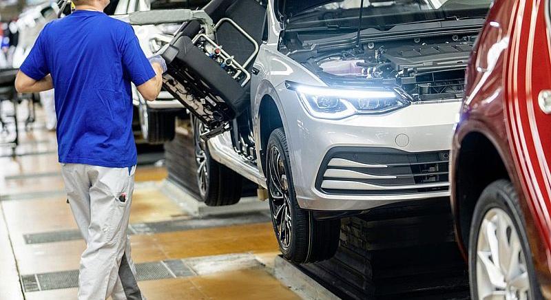 Nem ingatja meg a VW-t az energiaválság - egyelőre
