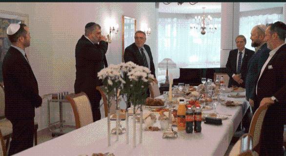 Egy asztalnál ünnepelt Yacov Hadas-Handelsman a zsidó közösségek elnökeivel