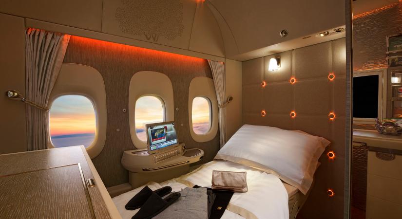 Ablakok nélküli óriásgépet szeretne az Emirates vezére
