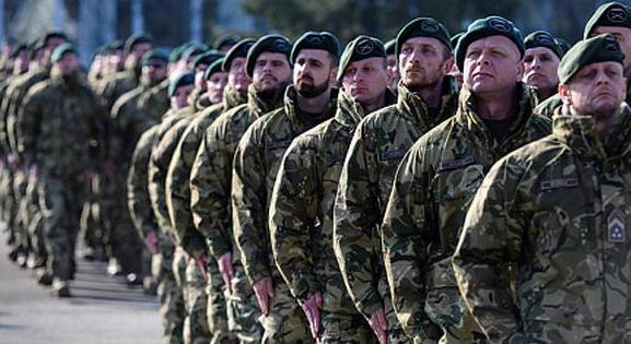Hadgyakorlaton vesznek részt a magyar katonák Lengyelországban