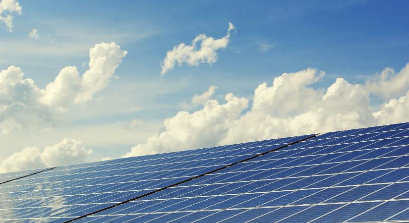 Új trend a napelemeknél: felértékelődött az energiatárolás