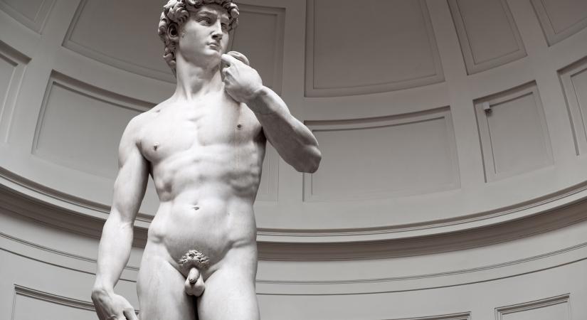 Milyen magas a Dávid-szobor, a Szfinx, a New York-i Szabadság-szobor?