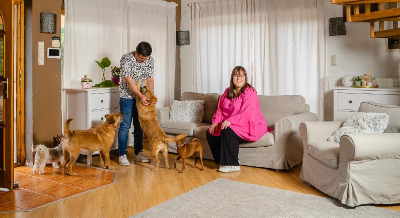 Balázs Andi színésznő kutyabarát otthonában jártunk