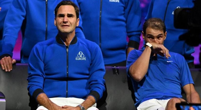 Amikor az ellenfél baráttá válik: egymás kezét fogva, zokogva búcsúzott Roger Federer és Rafael Nadal